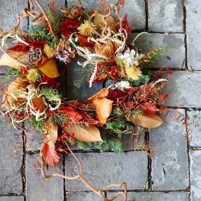 野の実と彩りの wreathe