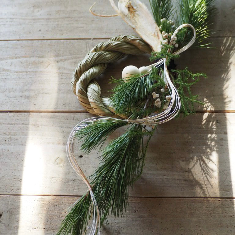 しめ縄    『白』